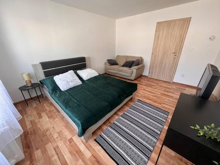 Apartman Centrum Sturka Martin Extérieur photo